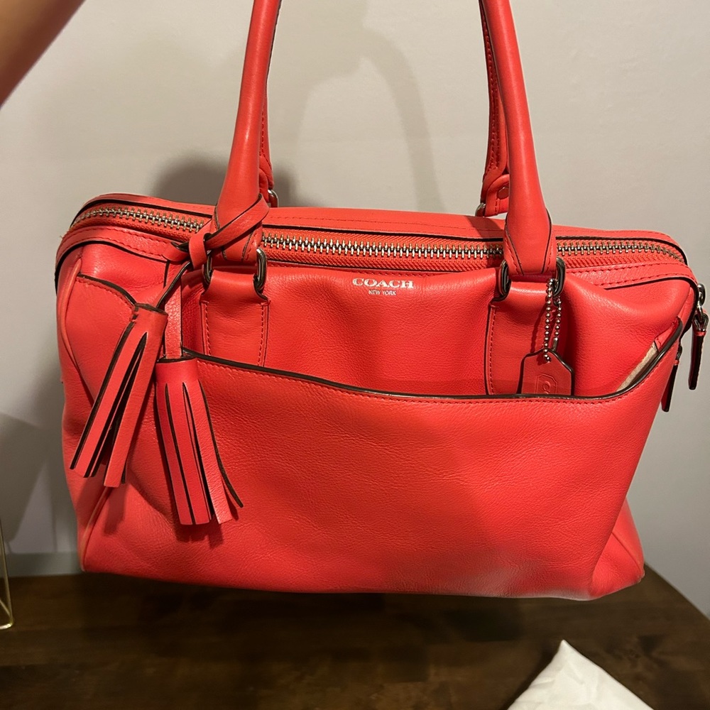 Coach Purse. Practically New - Picture 4 of 4